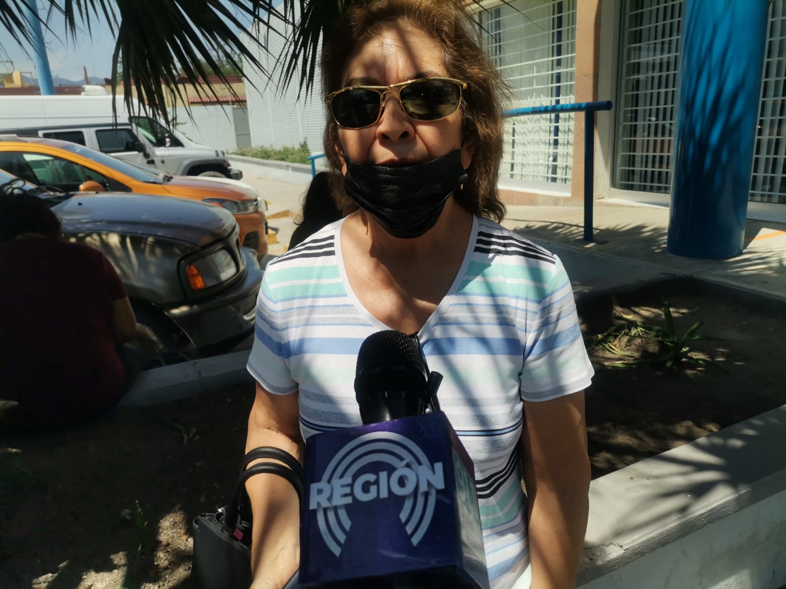 Protestan usuarios de Telmex por mal servicio