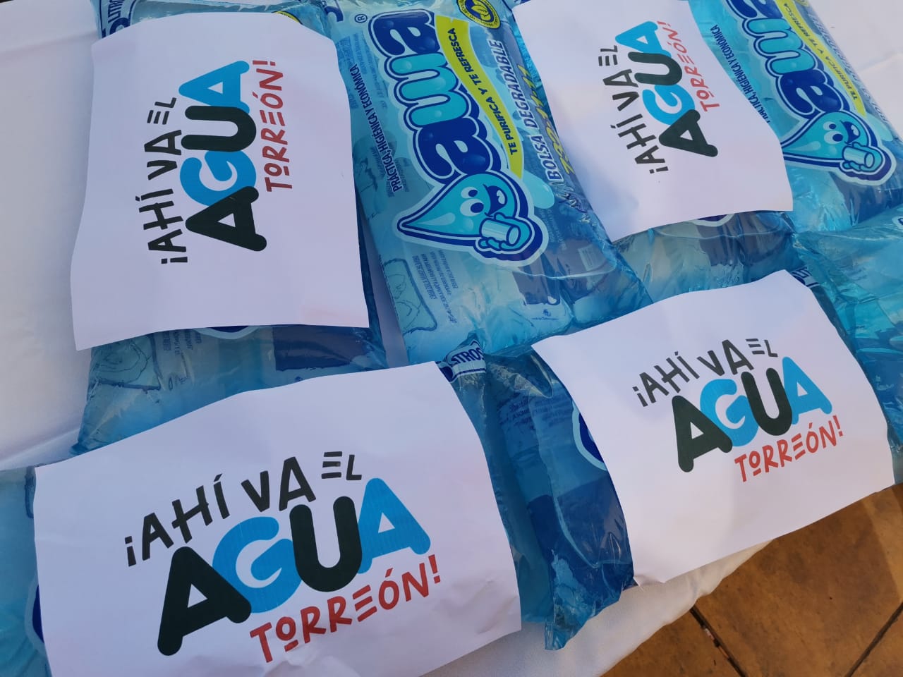 Distribuirá Román 25 mil litros de agua potable al día en zonas vulnerables