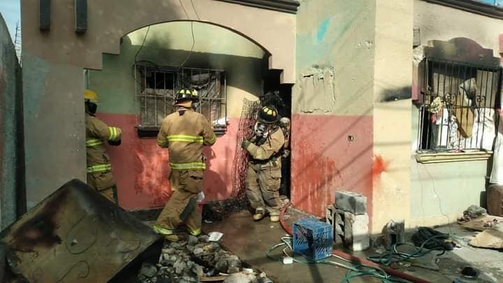 Incendia casa de su expareja porque se negó a volver con él