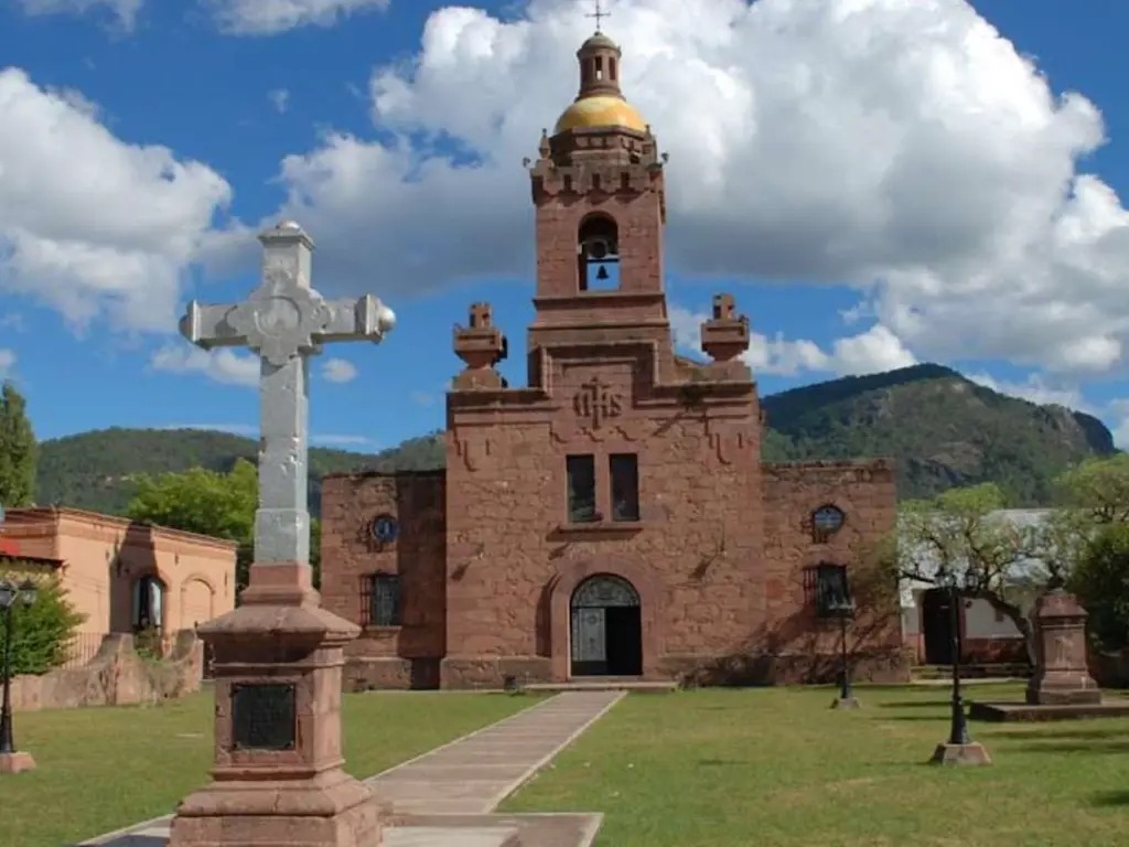 Ahora se matan a Jesuitas