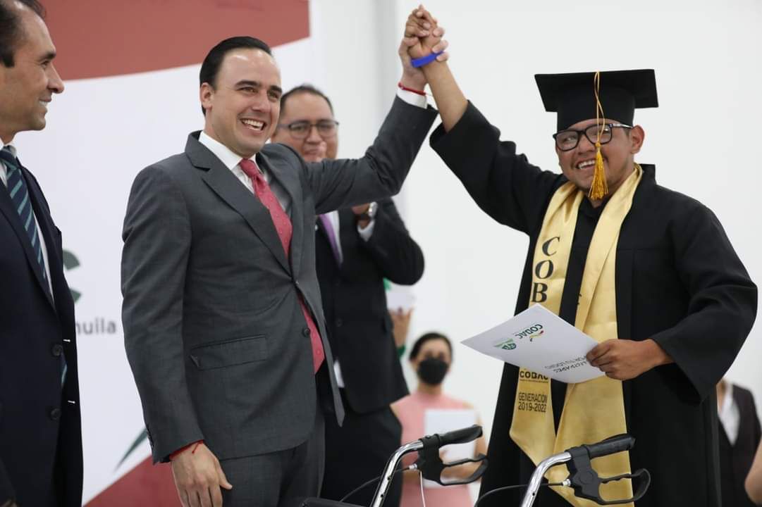 Es Coahuila tierra de oportunidades para los jóvenes: Manolo Jiménez