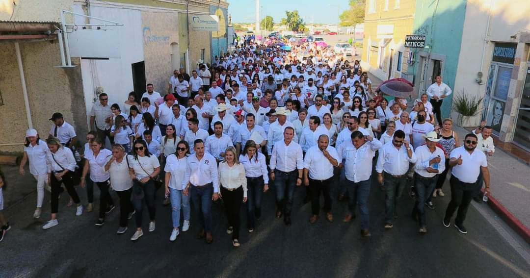 Van Emmanuel Flores y Susana Camarillo por la dirigencia del PRI Piedras Negras
