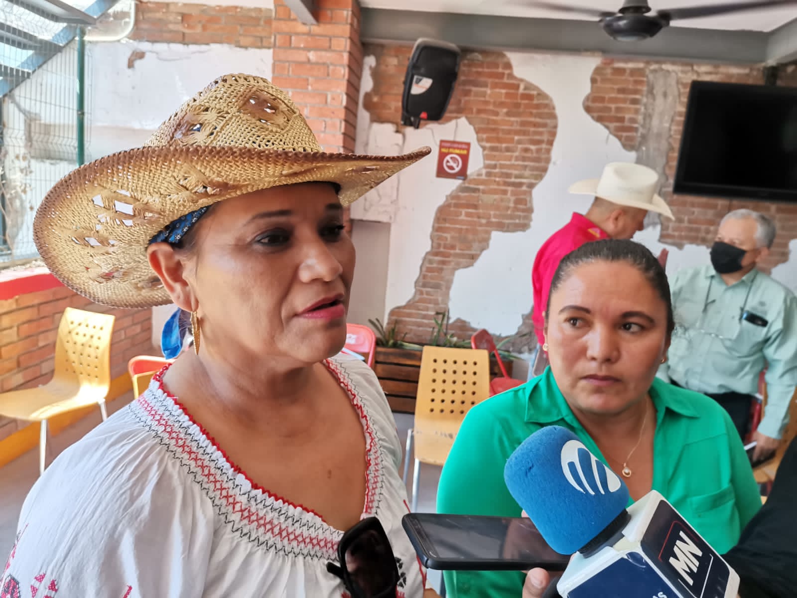 Matamorenses rescatan melón y elaboran 9 productos artesanales