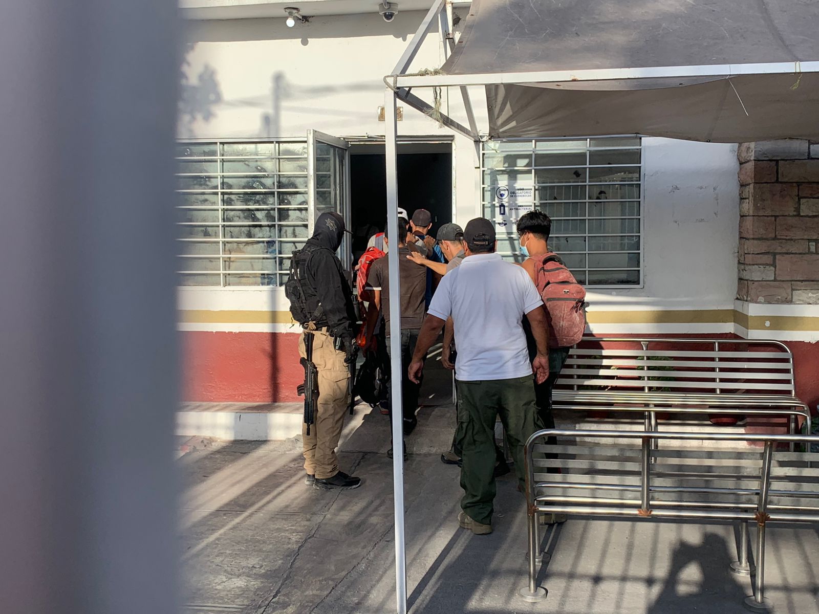 Más de 50 indocumentados fueron entregados a Migración Monclova por la Policía Civil