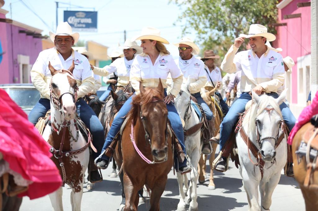 Encabeza Manolo Jiménez festejos del 291 aniversario de Viesca