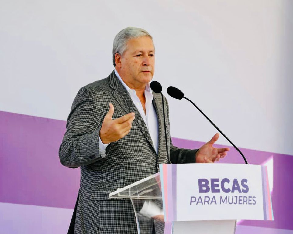Refrenda Chema Fraustro apoyo a las mujeres en Saltillo