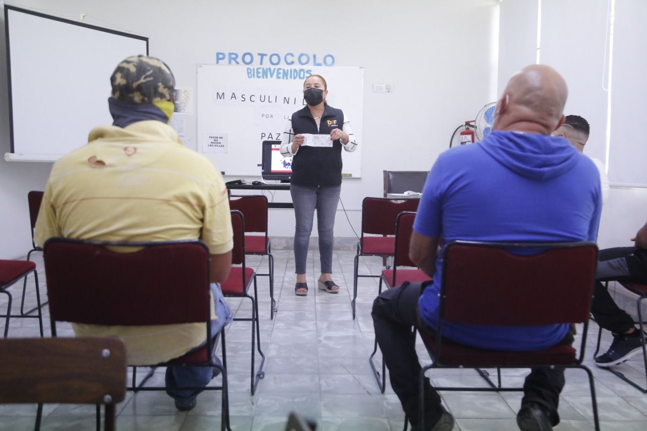 Contribuye DIF Coahuila a prevención de violencia vs la mujer: Marcela Gorgón