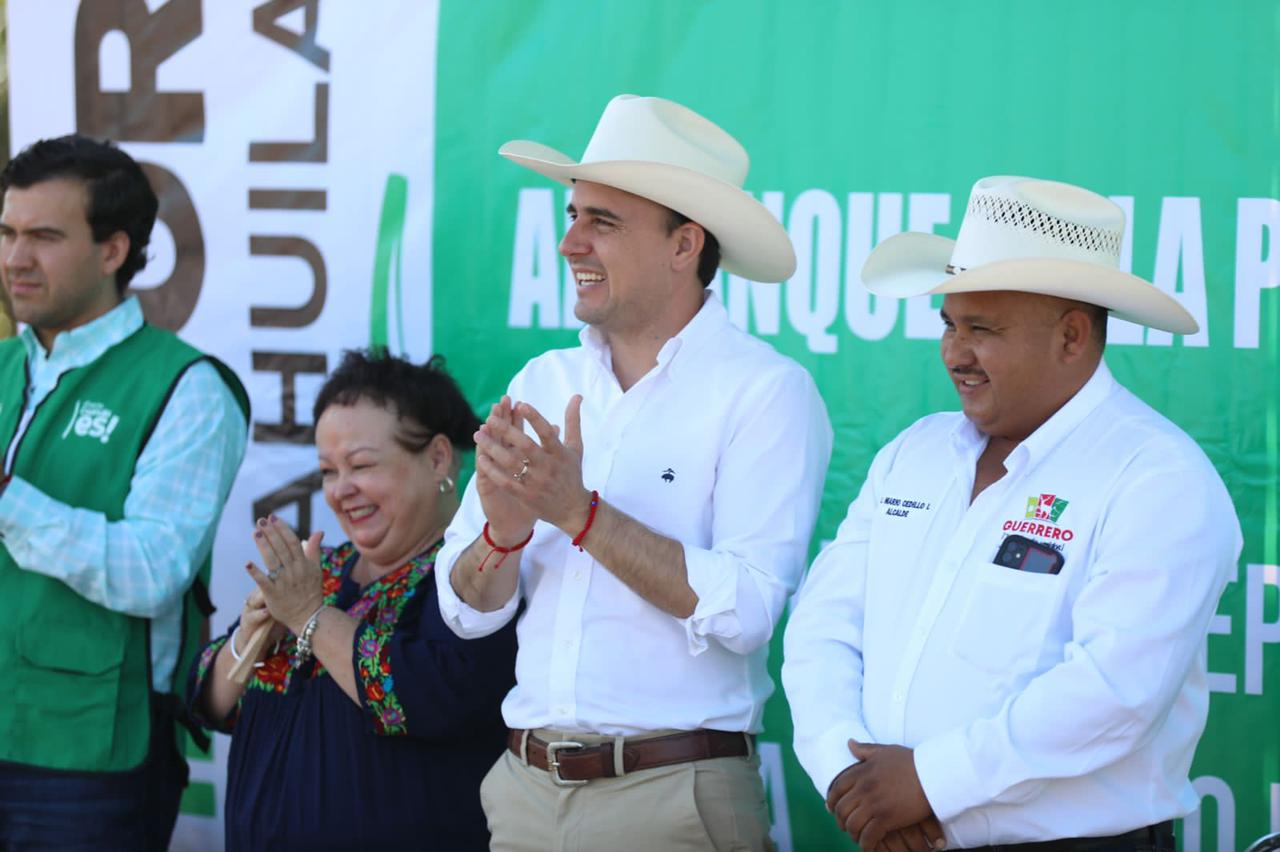 Llegamos con obras sociales a Villa Unión y Guerrero: Manolo