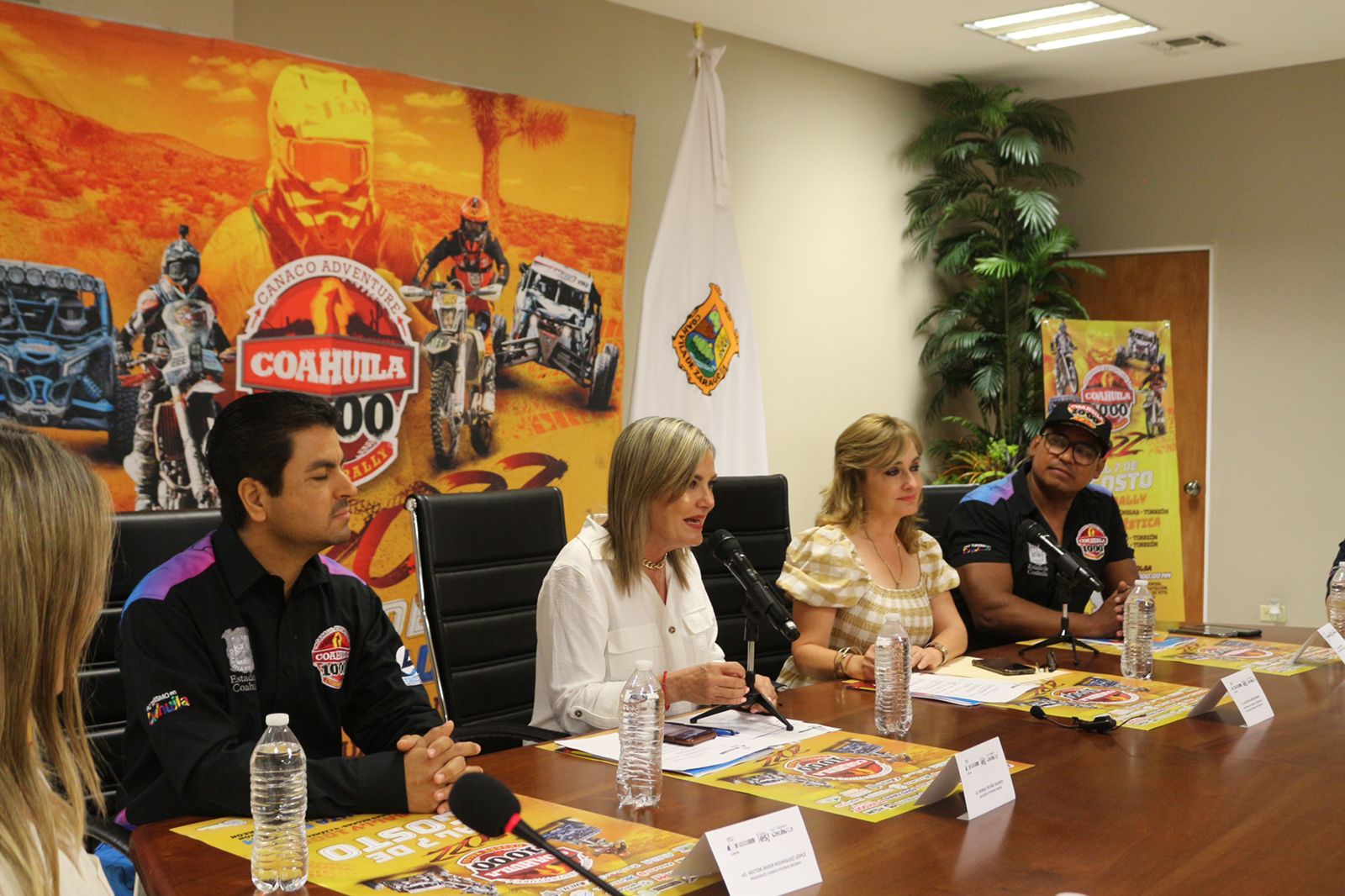 Presentan en Piedras Negras Carrera Coahuila 1000
