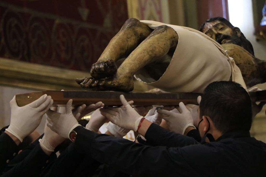 Supervisa INAH cuidado de la imagen del Santo Cristo de la Capilla
