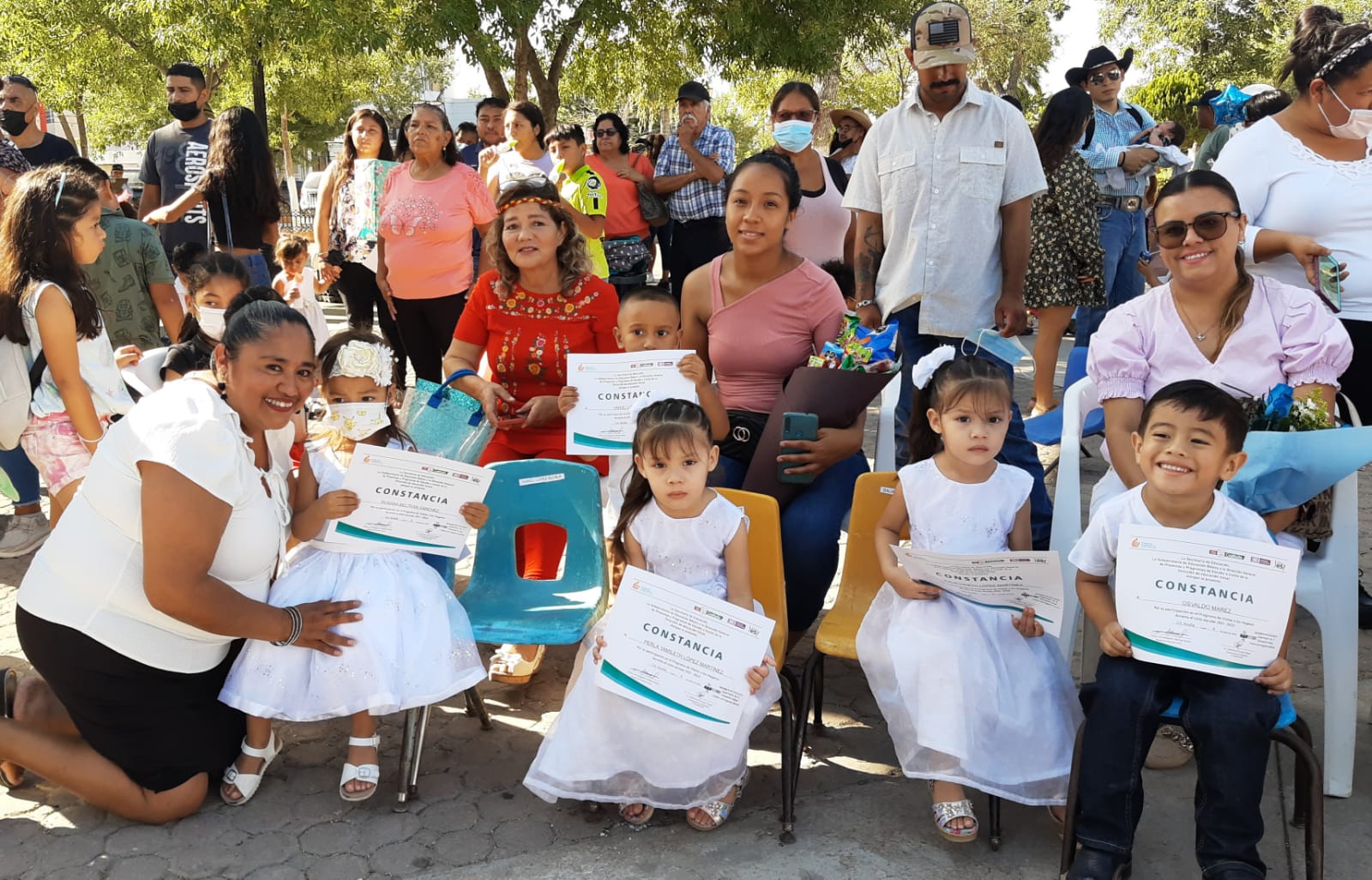 Gradúa Segunda Generación del Programa ‘Visitas a los hogares’ de educación inicial