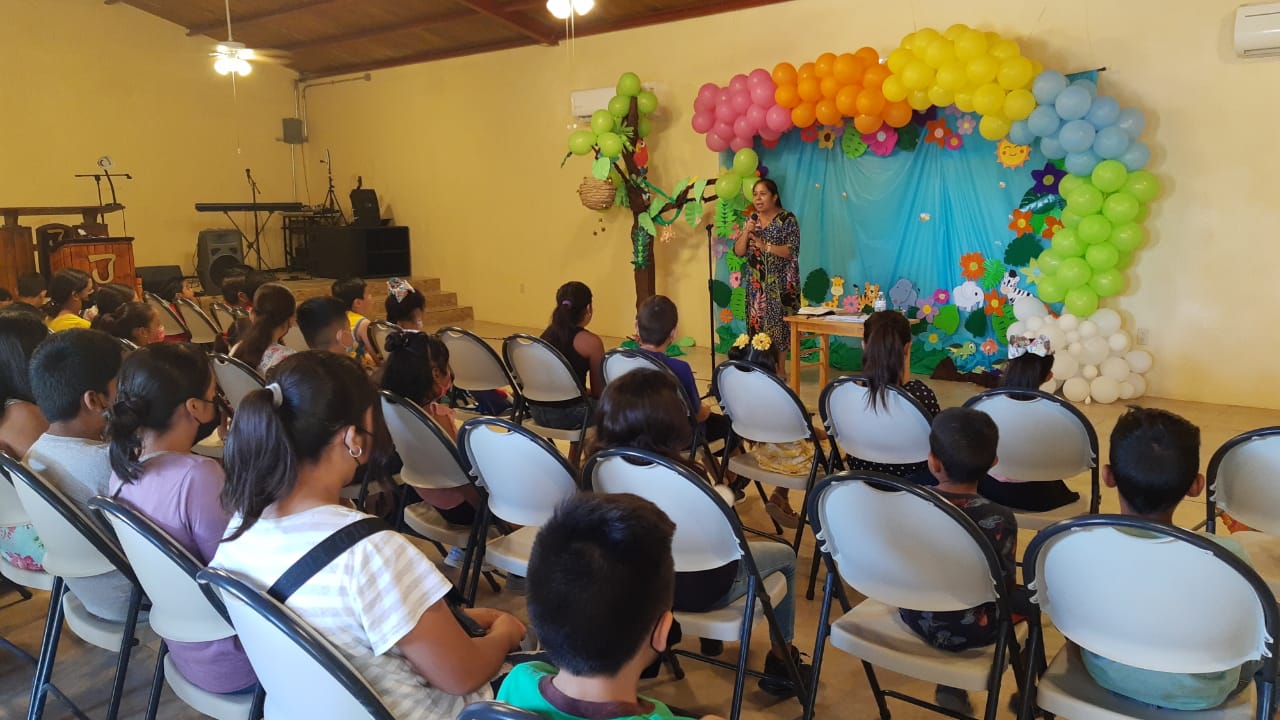 Invita iglesia cristiana a participar en Vacaciones con Jesús