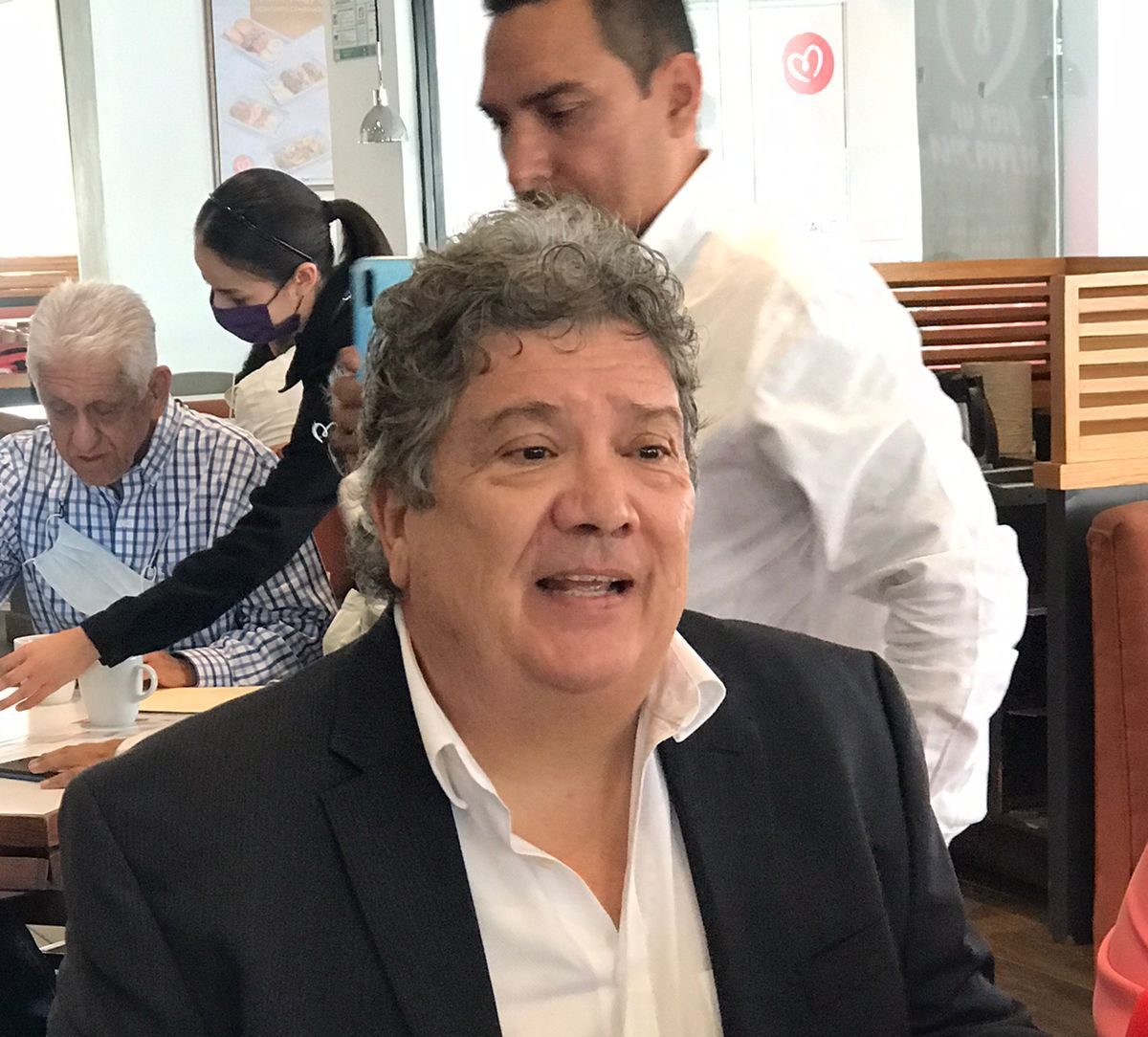 Se destapa ex panista como candidato el MC