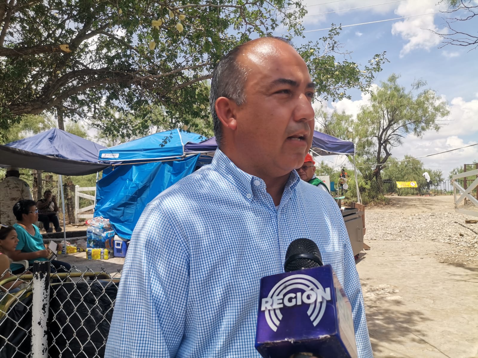 Siguen apoyos a familiares de los mineros atrapados en el pozo de carbón