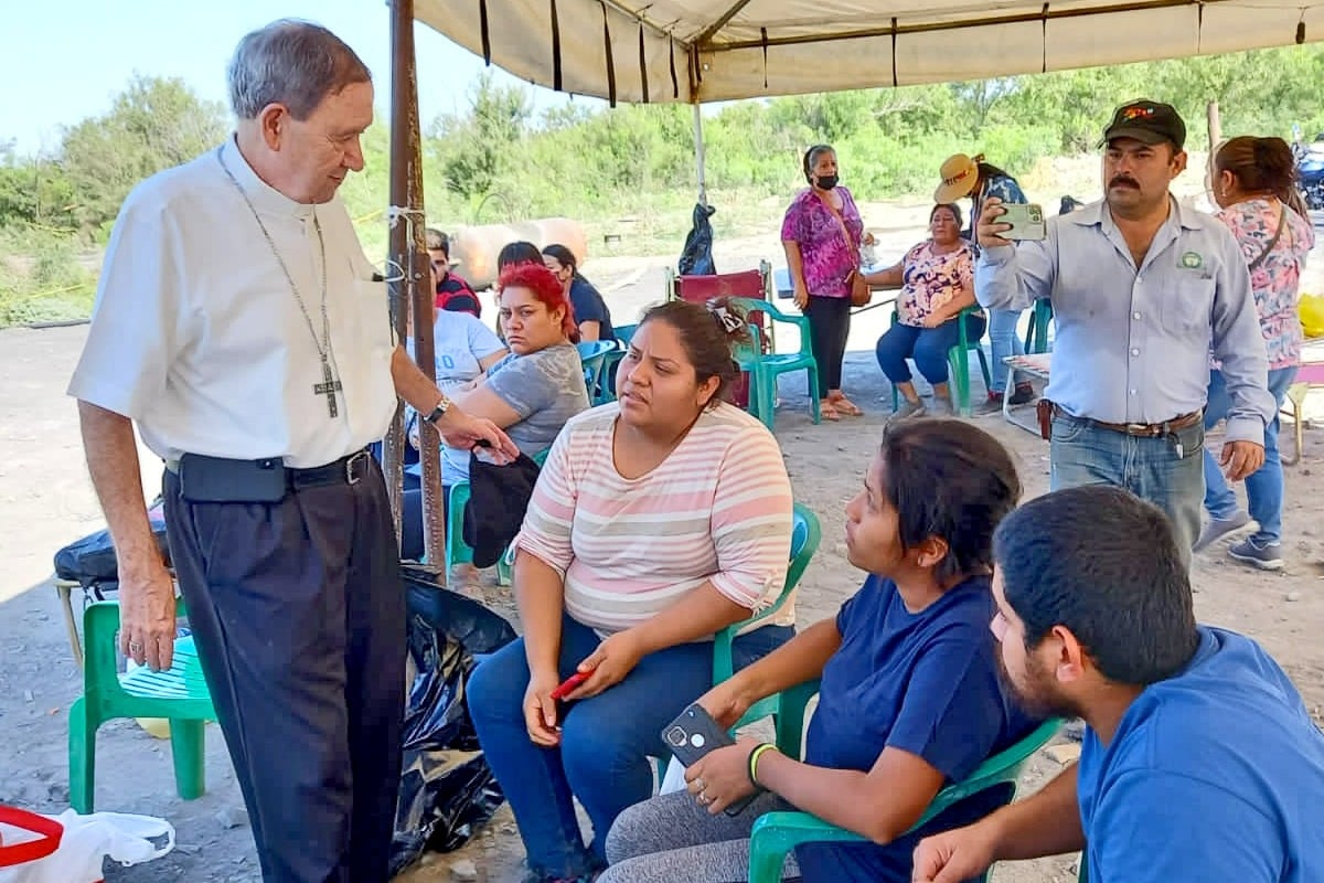 Obispo de PN acude a brindar apoyo y consuelo