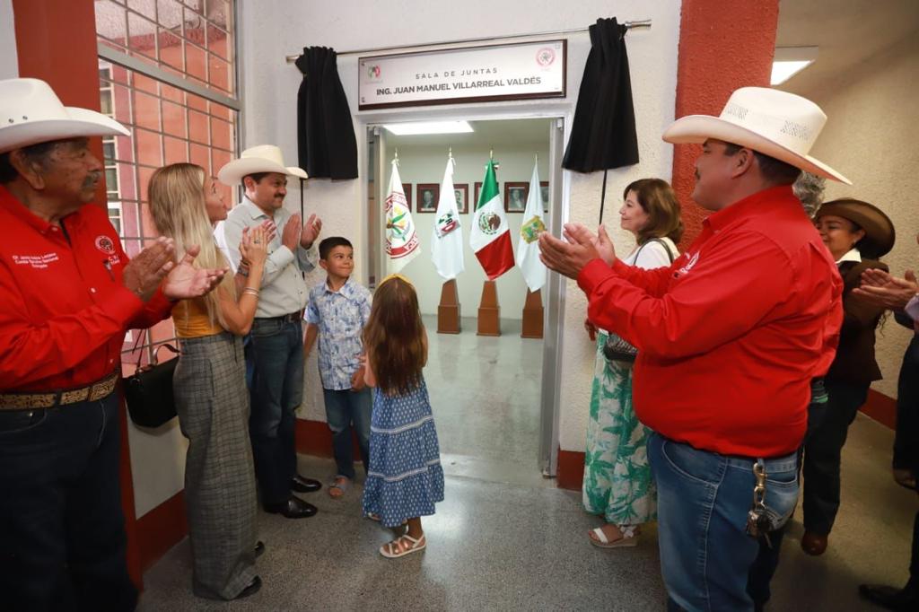 Rinde CNC homenaje a Juan Manuel Vilarreal Valdés