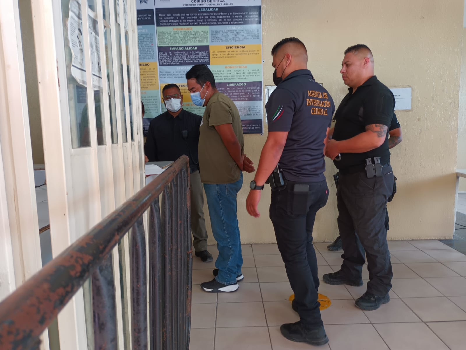Ingresa a penal presunto feminicida de Parras