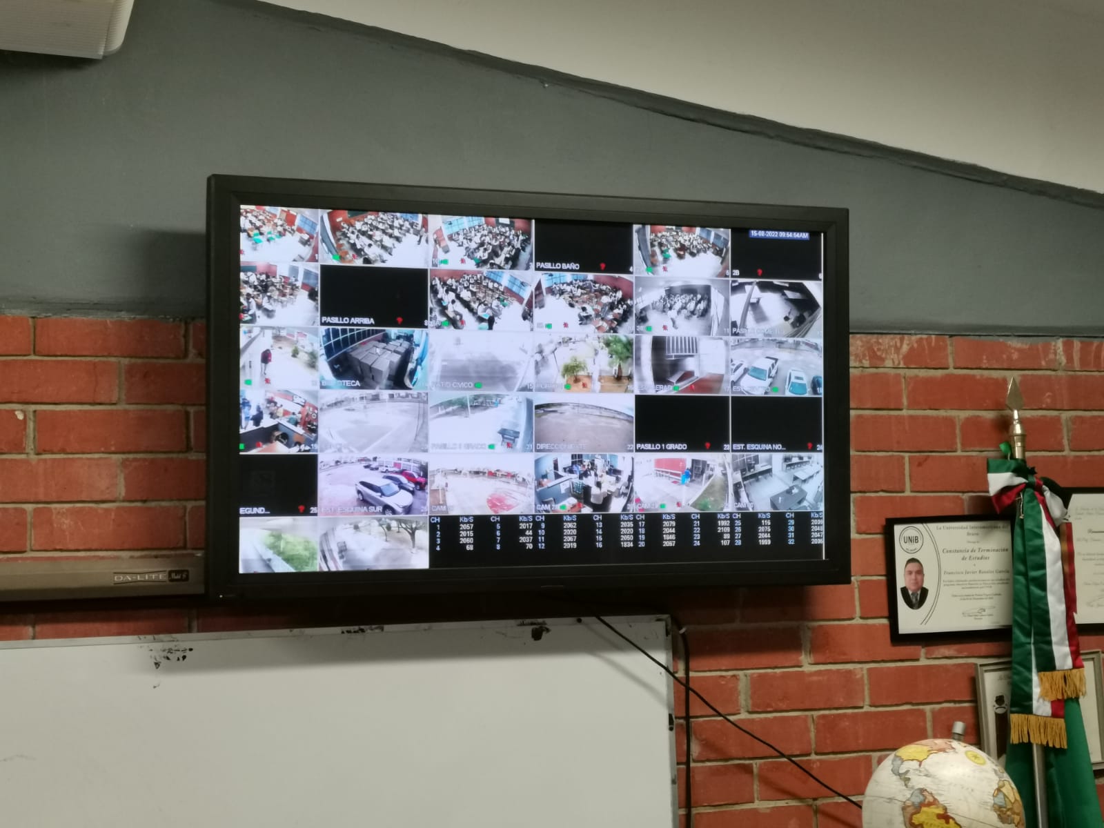 Secundaria cuenta con circuito cerrado y acceso electrónico al plantel