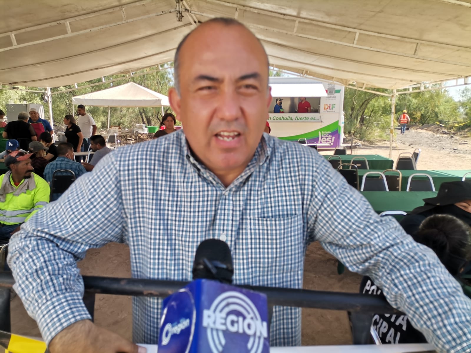 Reparte comedor comunitario del DIF 450 raciones diarias para familias