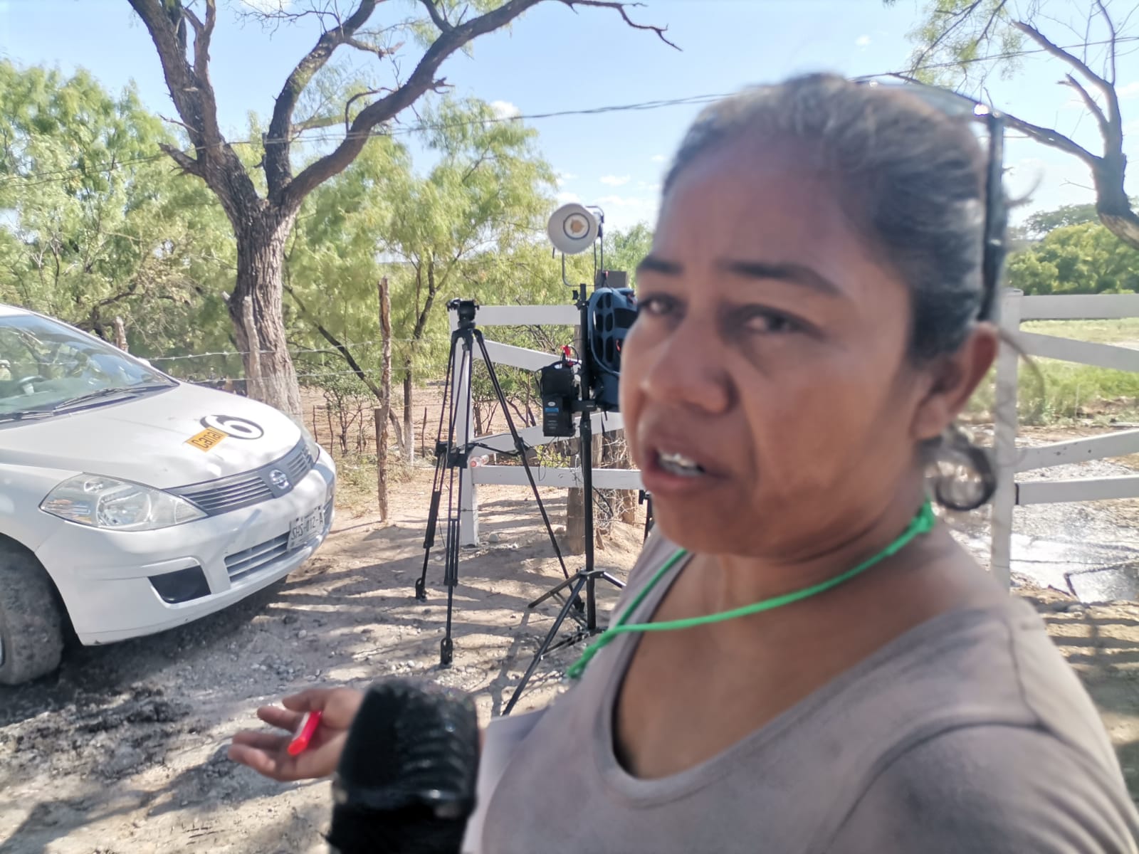 Visita de AMLO fue en vano: familiares de mineros en pocito de carbón