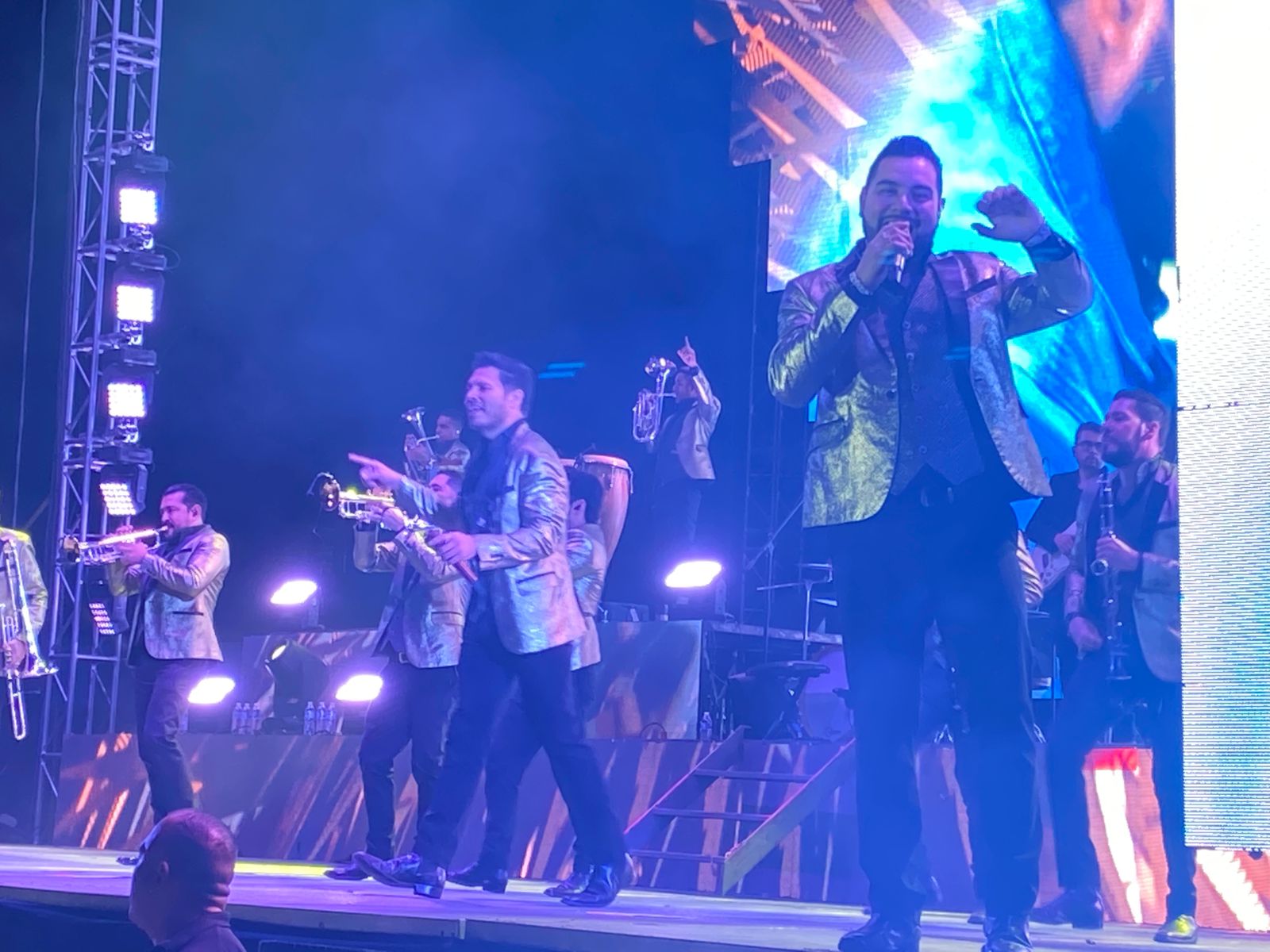 Se presenta con éxito la Banda MS en Saltilllo