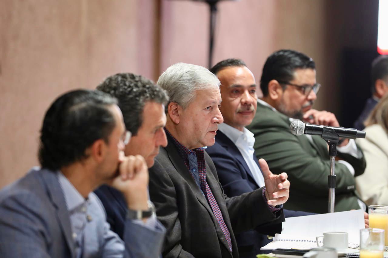 Respalda comunidad empresarial trabajo de Chema Fraustro