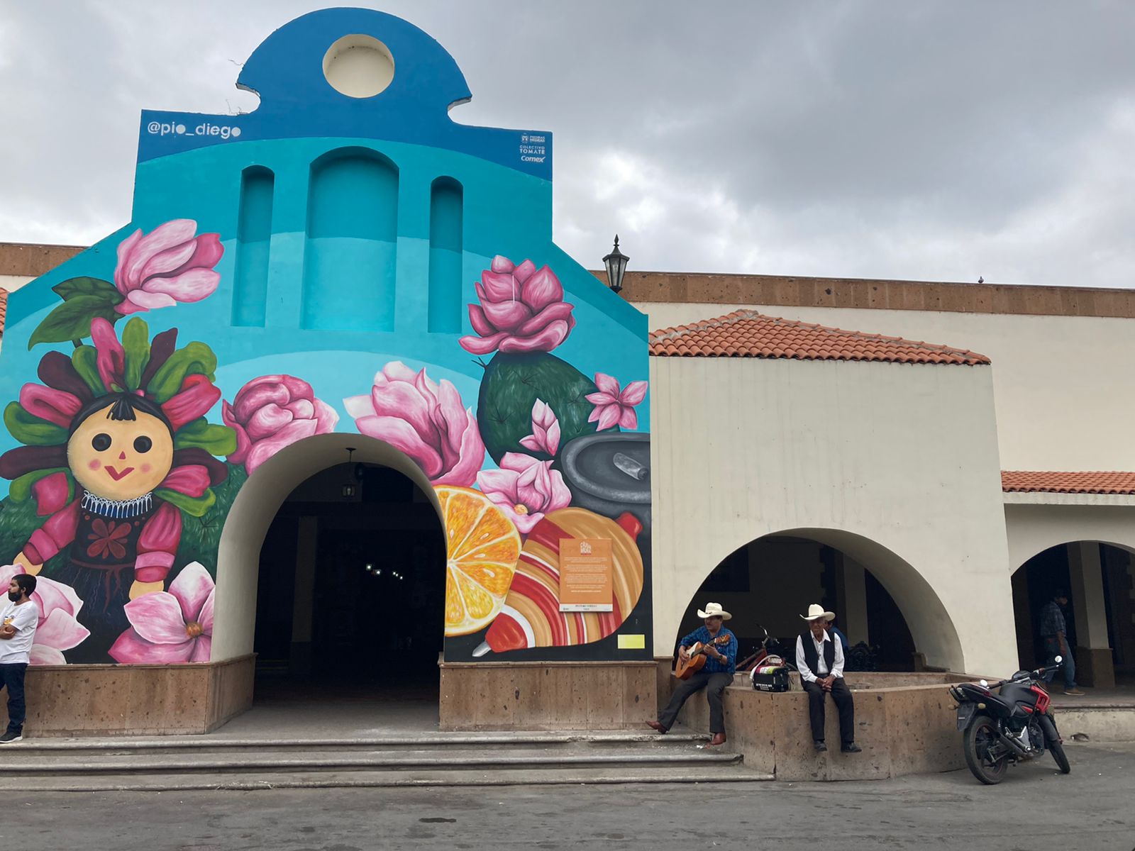 Comerciantes del Mercado Zaragoza están al corriente en pago de locales