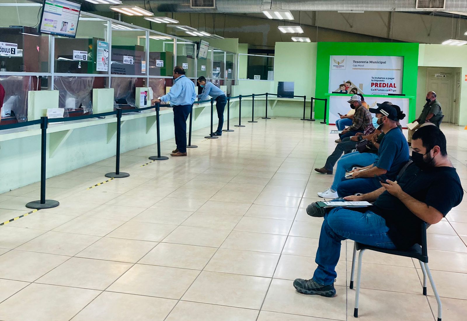 Esperan promociones en derechos de control vehicular por “Buen Fin”