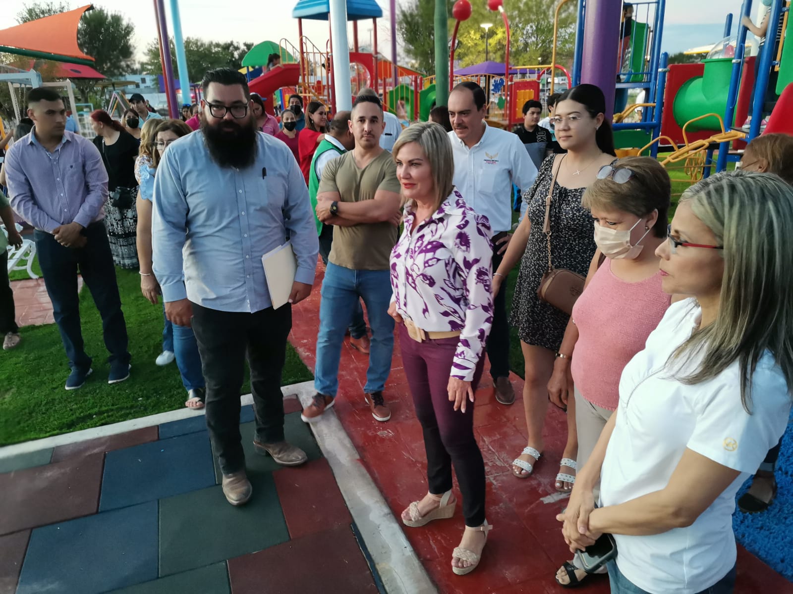Rehabilitan la Macroplaza de los Niños