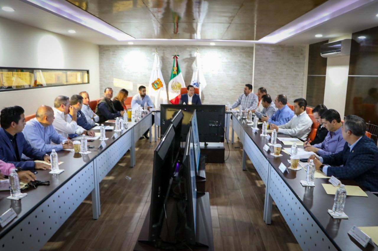 Acuerda Consejo de Simas vender a la chatarra tanque elevado en desuso