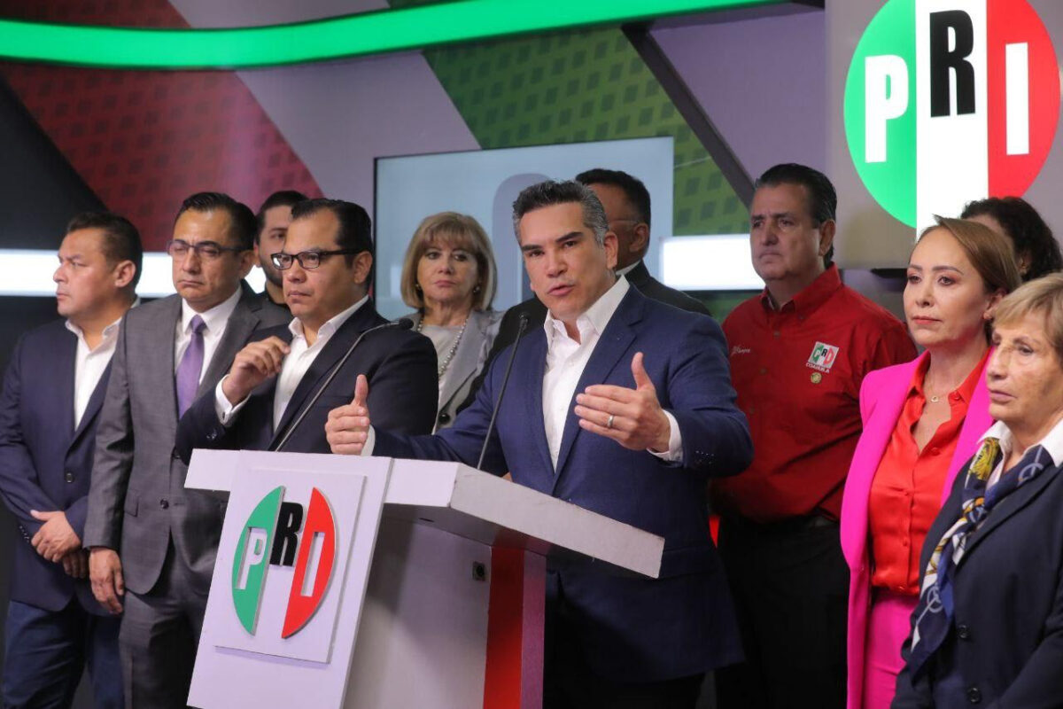 Diálogos por México