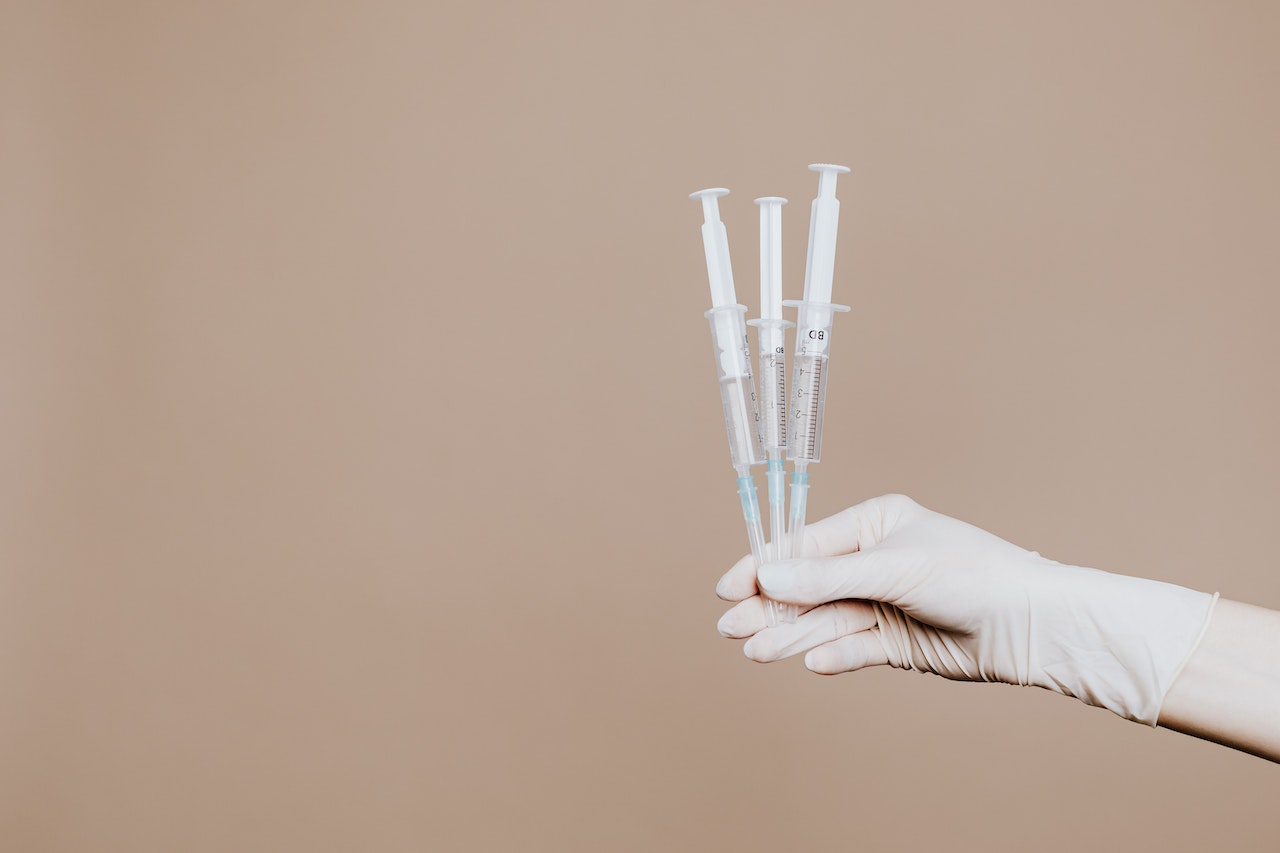 Inicia vacunación contra la influenza