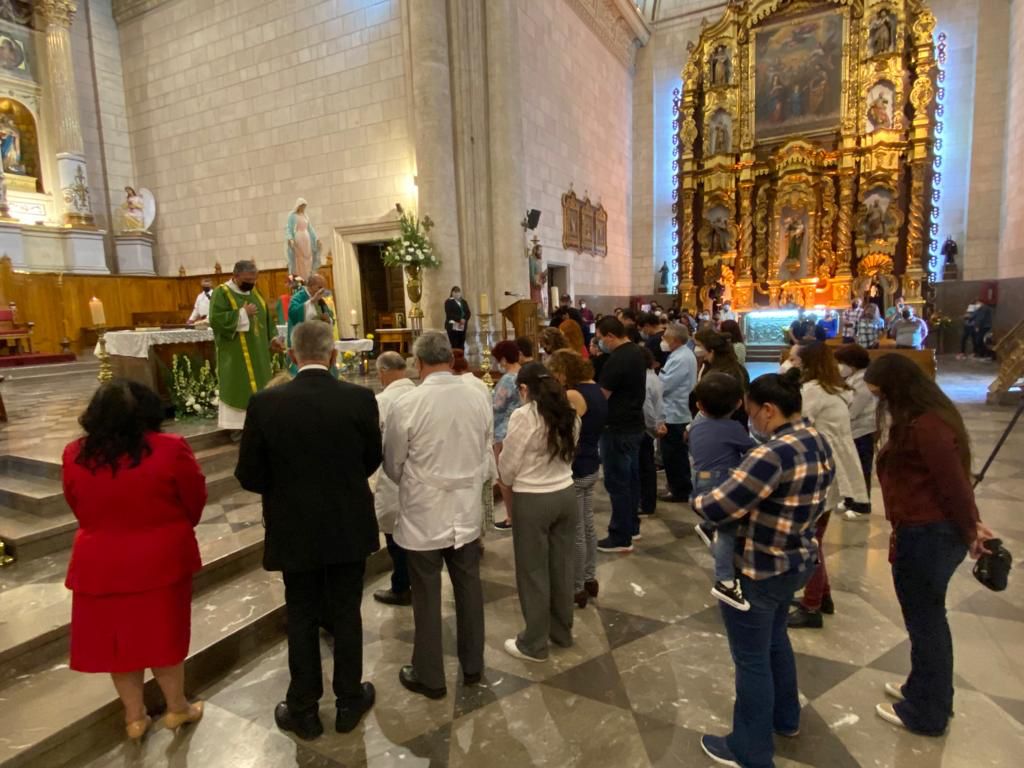 Reconoce Diócesis de Saltillo a médicos