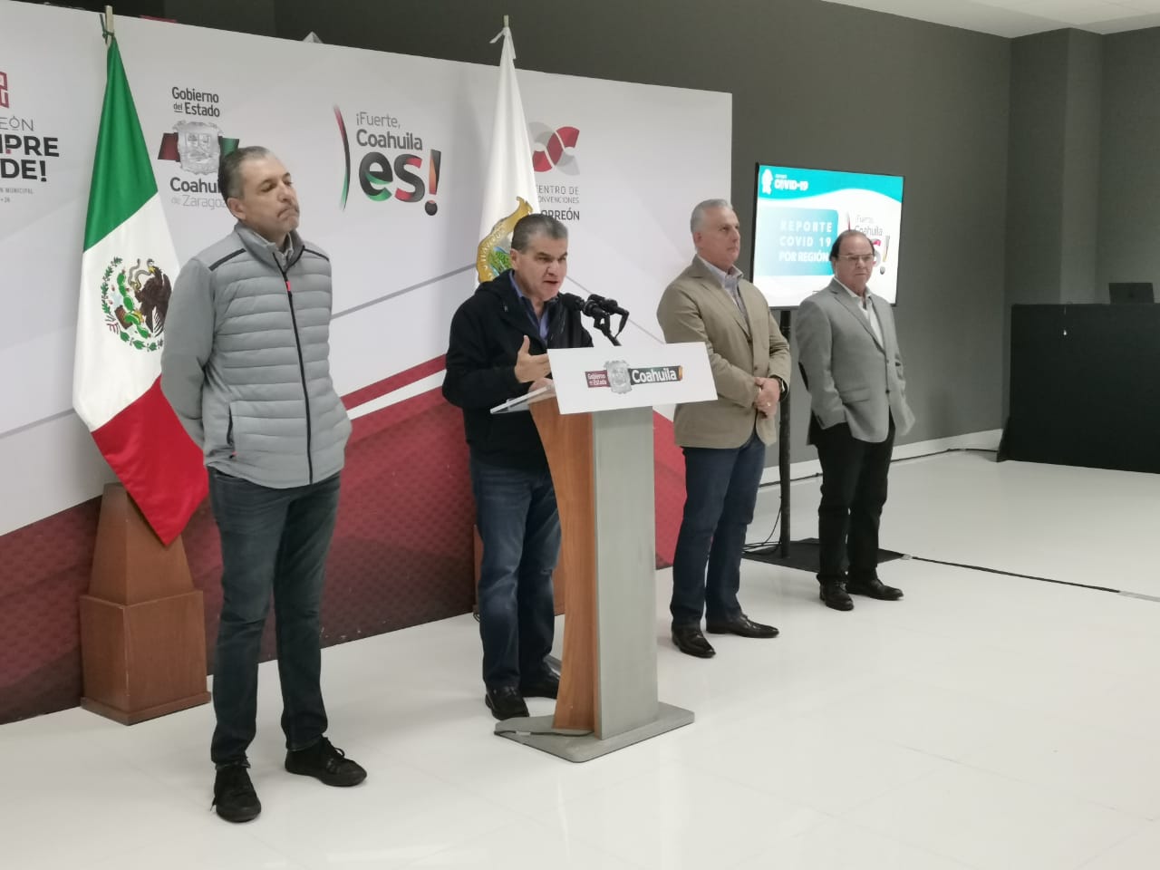 Necesario respetar la ley en proceso electoral, responde Riquelme a AMLO