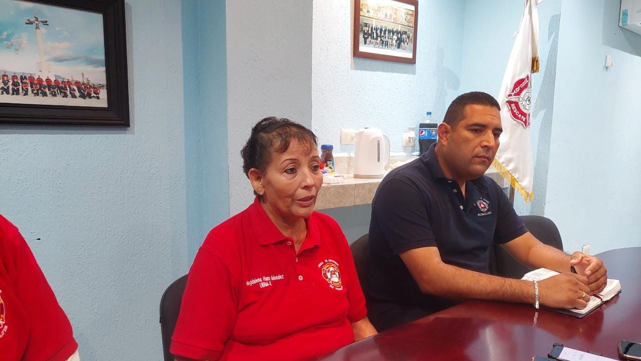 Capacitarán bomberos de Monclova a niños y jóvenes