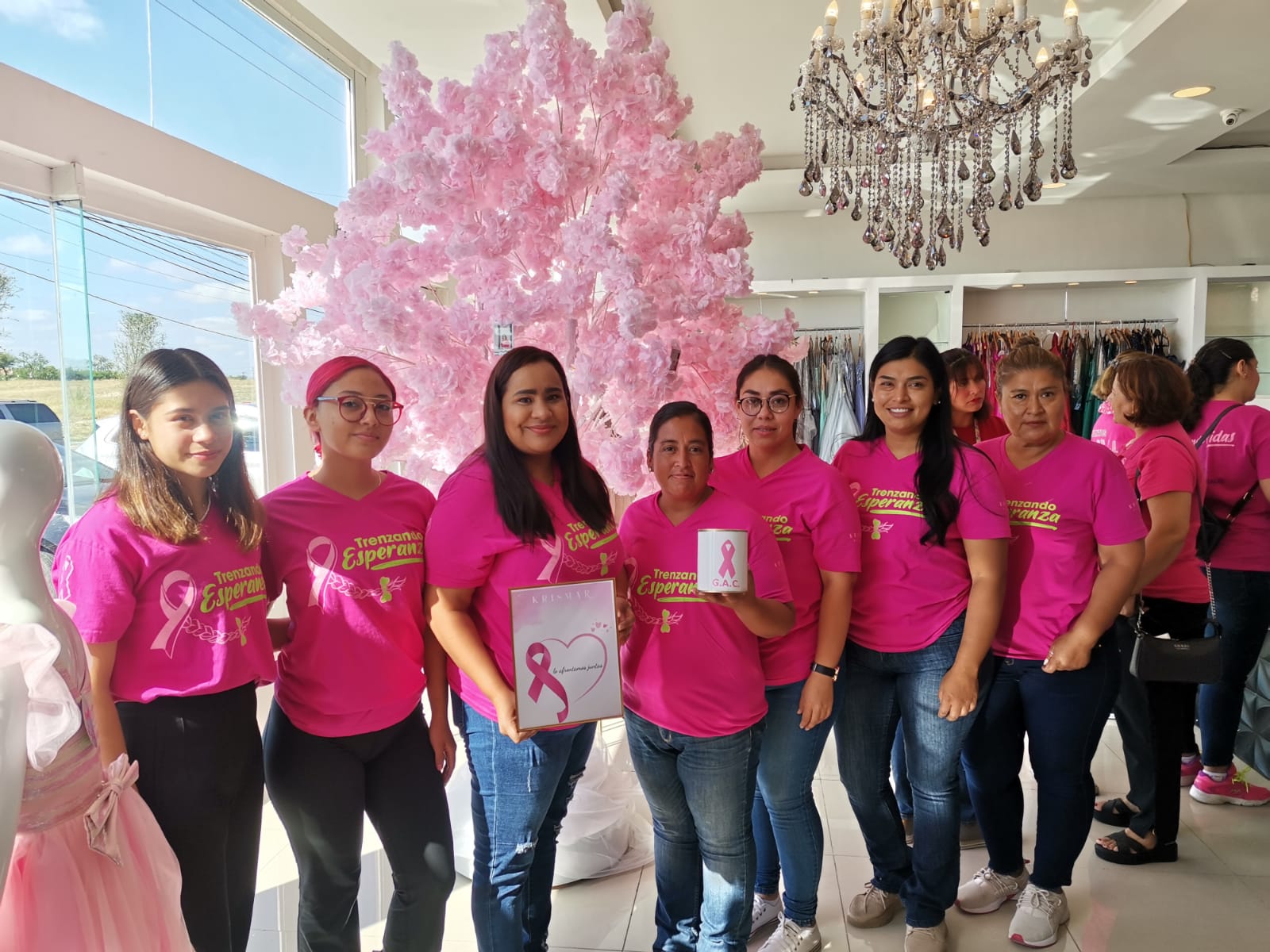 Comercios se unen a lucha vs el cáncer
