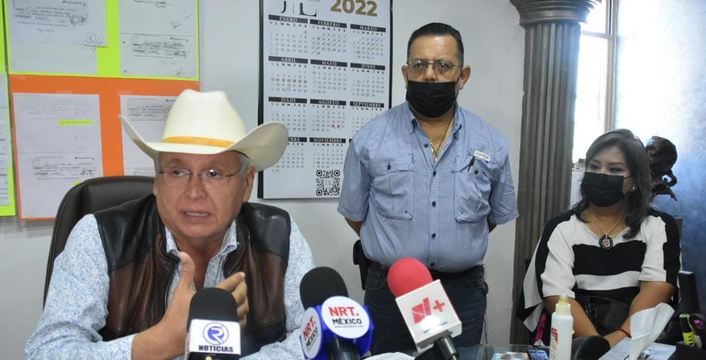 Denuncian desvío de recursos y trata de menores en CBTis36