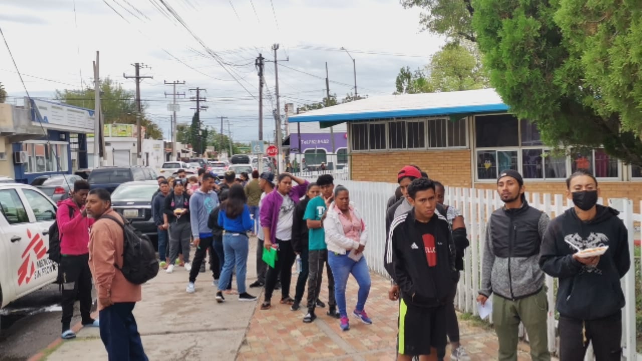 Realizan Feria de la Salud  del Migrante