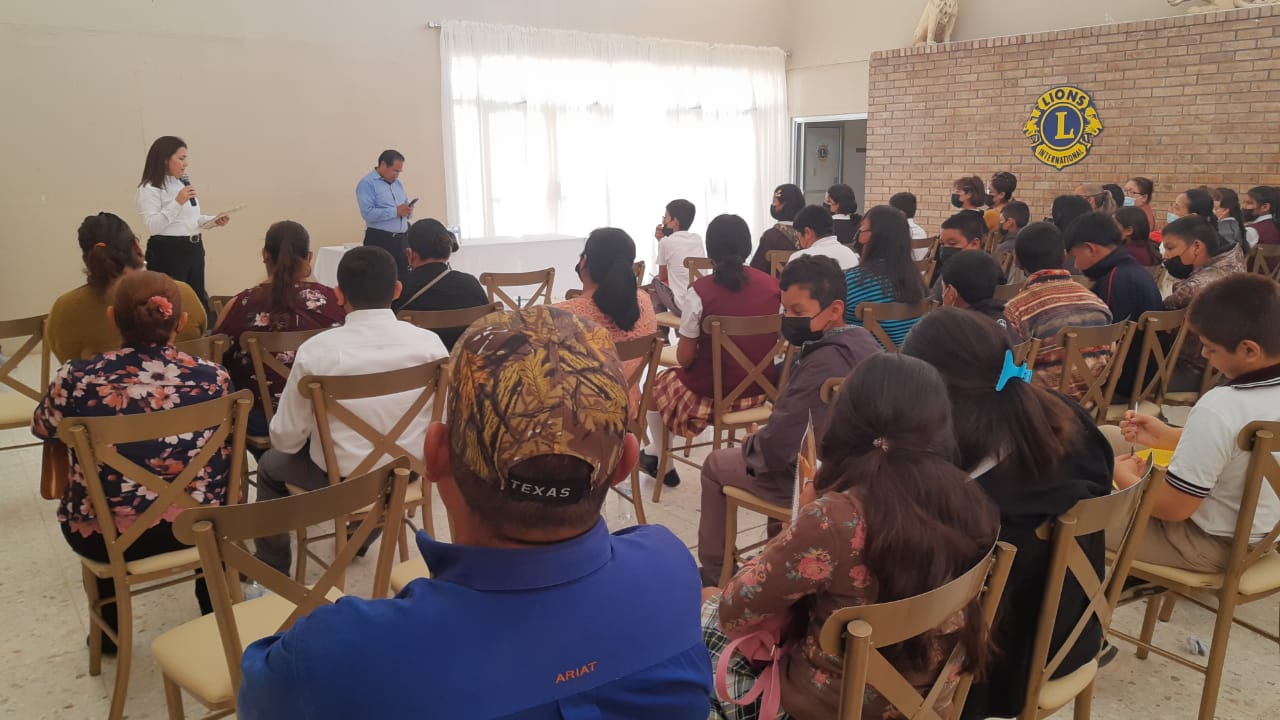 Imparten taller motivacional a padres y estudiantes de telesecundarias de Acuña