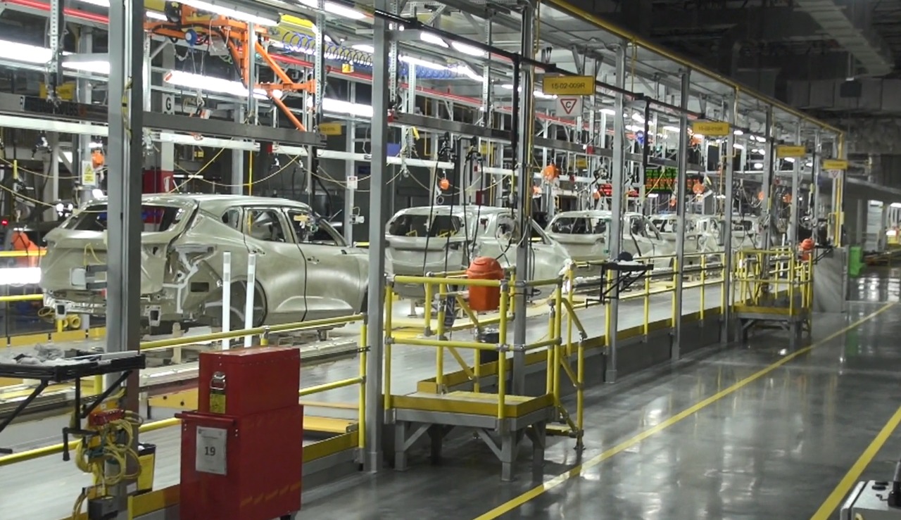 Deben ajustarse proveedores de la región a nuevas necesidades del sector automotriz