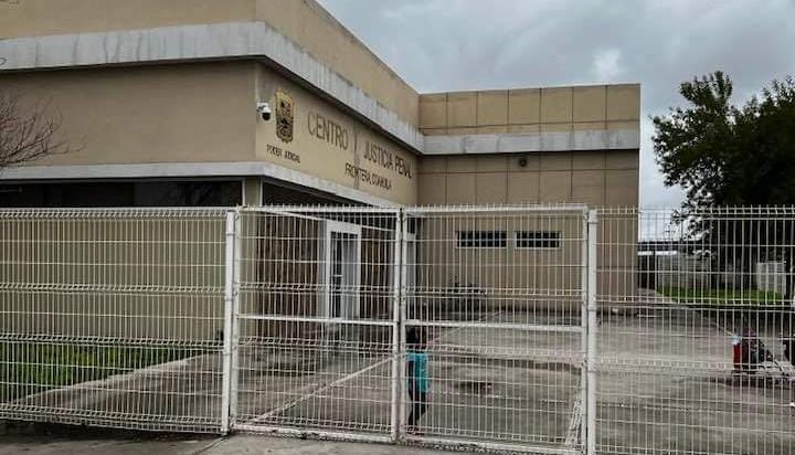 Queda en libertad uno de los tres implicados en fraude de AHMSA