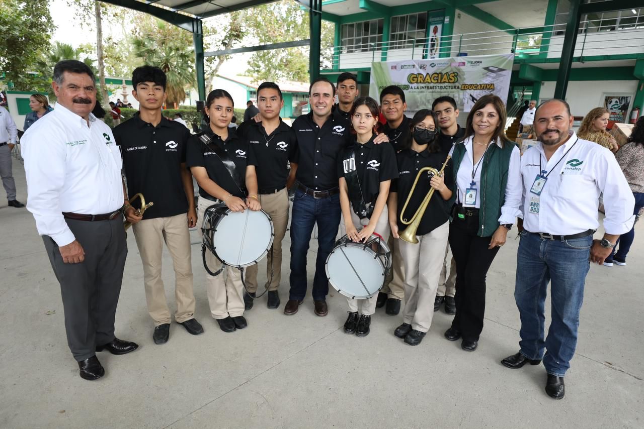 Educación, herramienta más importante para las nuevas generaciones: Manolo