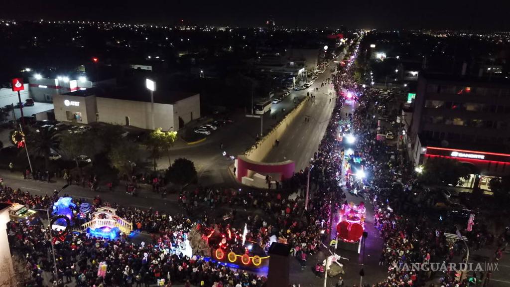 No habrá desfile ni encendido de pino navideño