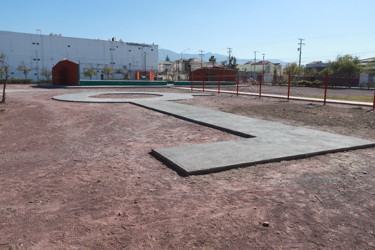 Construyen ‘Parque Perrón’ en Saltillo