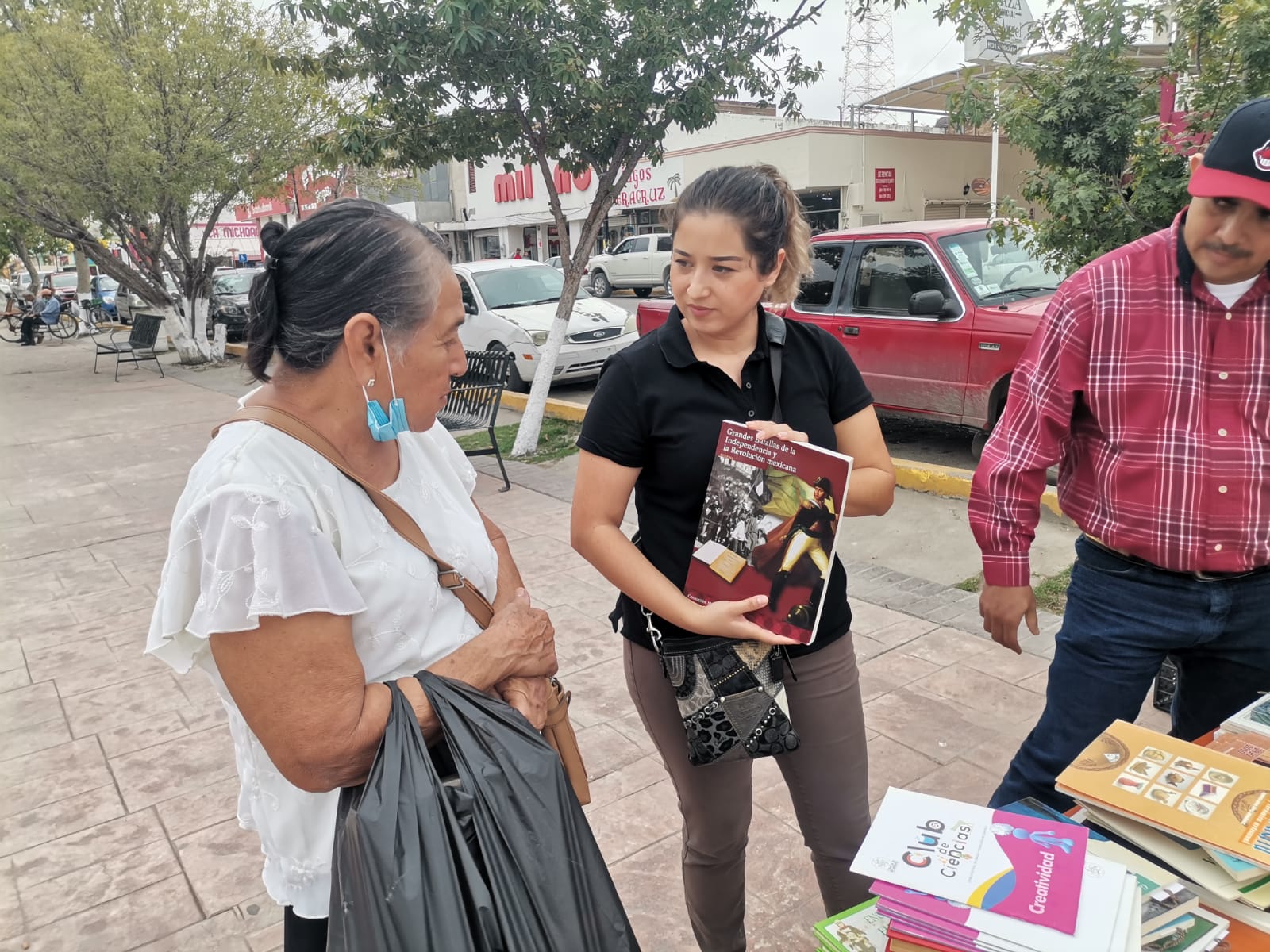 Mexicanos leen cerca de 5 libros al año, bibliotecarios exhortan a la lectura
