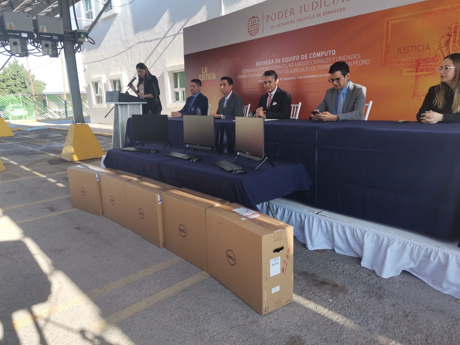 Entregan equipo tecnológico en juzgados de Torreón y San Pedro