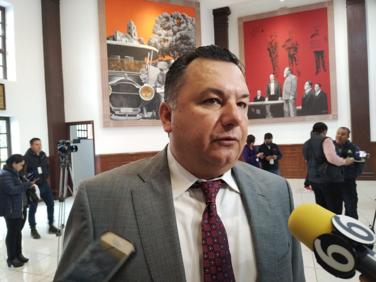 Urgen recursos federales para carreteras