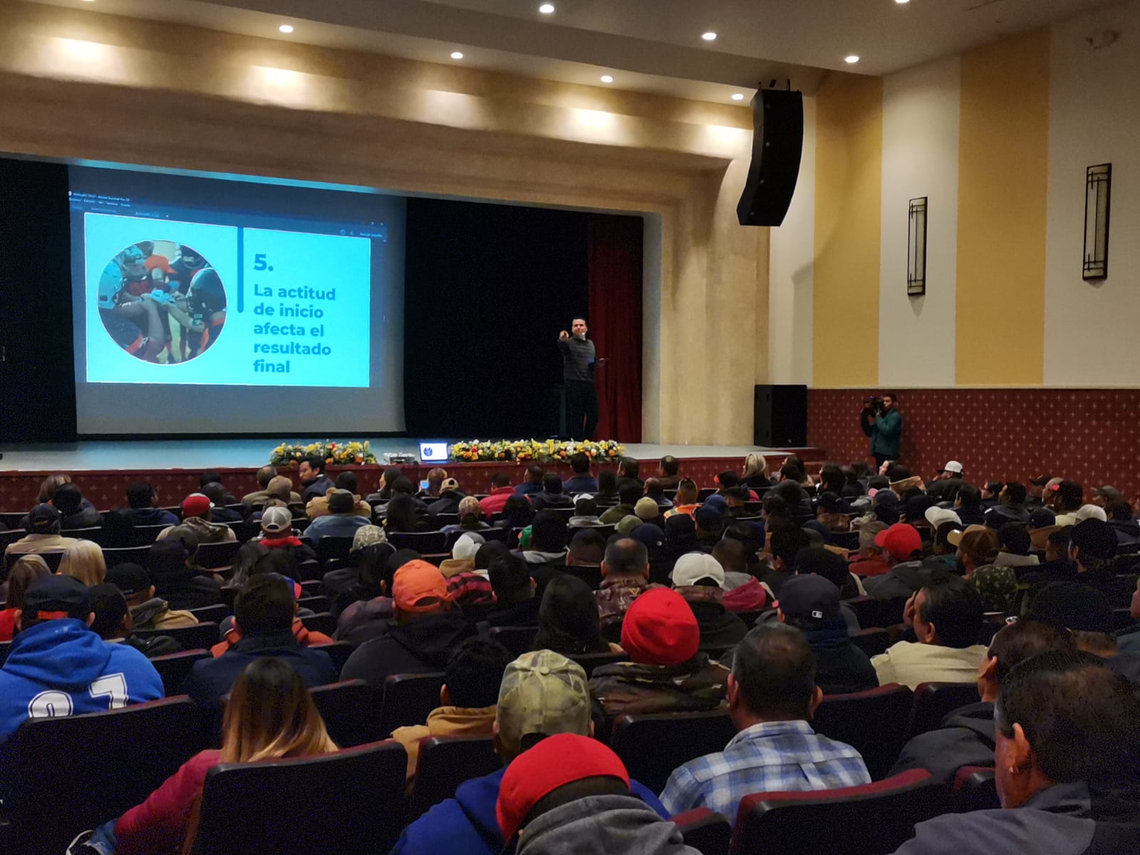 Busca Simas Piedras Negras certificación de calidad ISO 9000