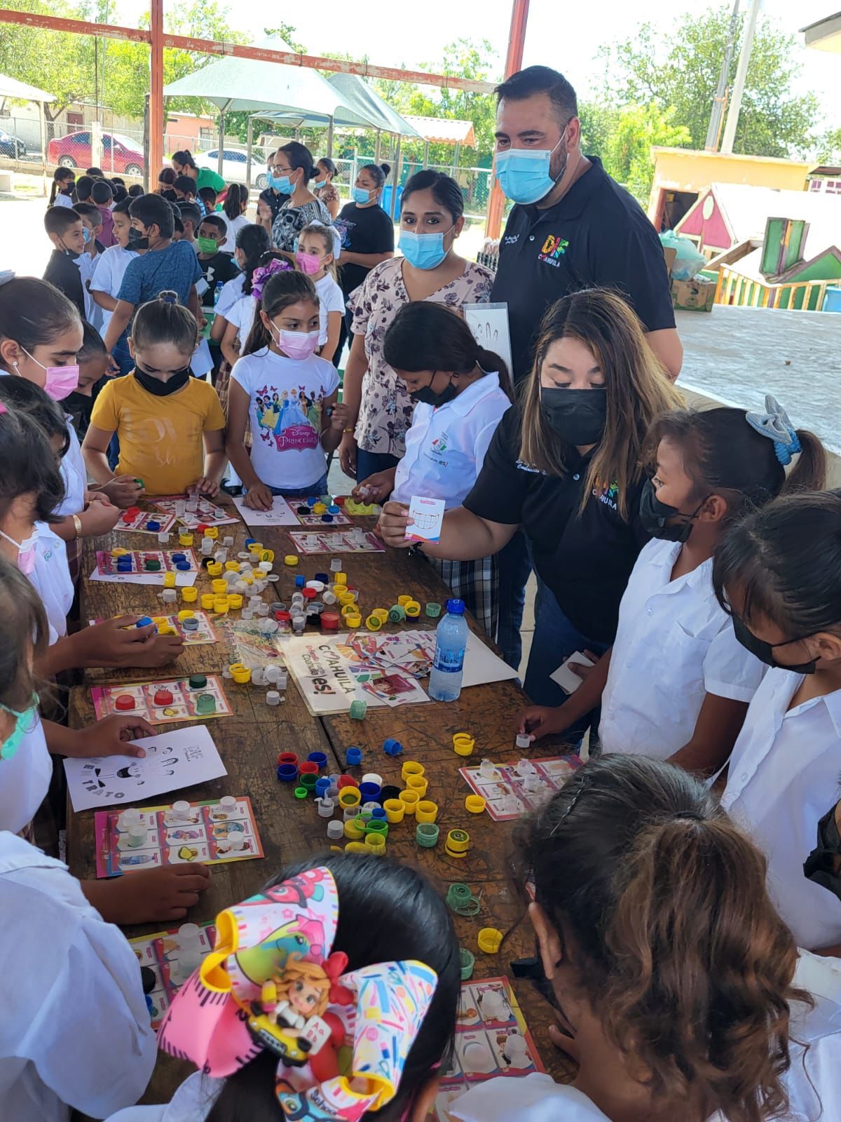 Lleva DIF Coahuila Feria del Buen Trato a Escuelas