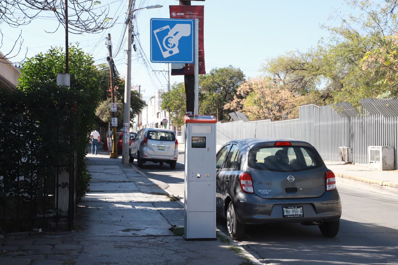 Invitan a vecinos del centro a tramitar permiso especial de estacionamiento